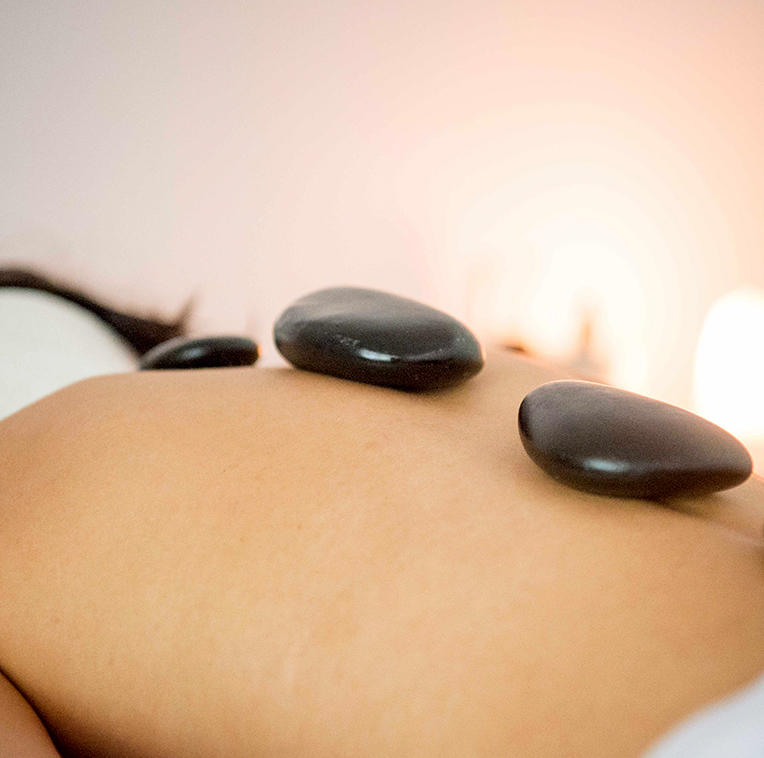 tratamiento con piedras calientes en nuestro spa en Córdoba